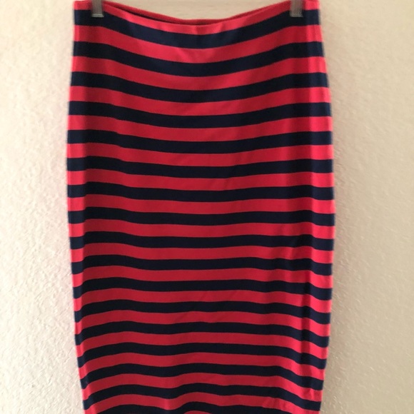 Sanctuary Stretch Pencil Skirt. - Picture 1 of 4